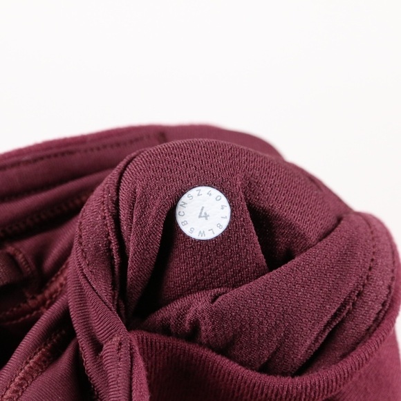 Lululemon Ready to Rulu Tight 28” Dark Adobe - Picture 8 of 8